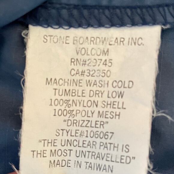 Volcom V-Line Science Drizzler Snowboard Jacket | Ripstop Nylon, Hooded, L - Picture 10 of 10